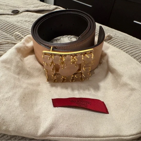 ✨ Valentino Garavani Dusty Pink Embellished Statement Belt2  display picture 2
